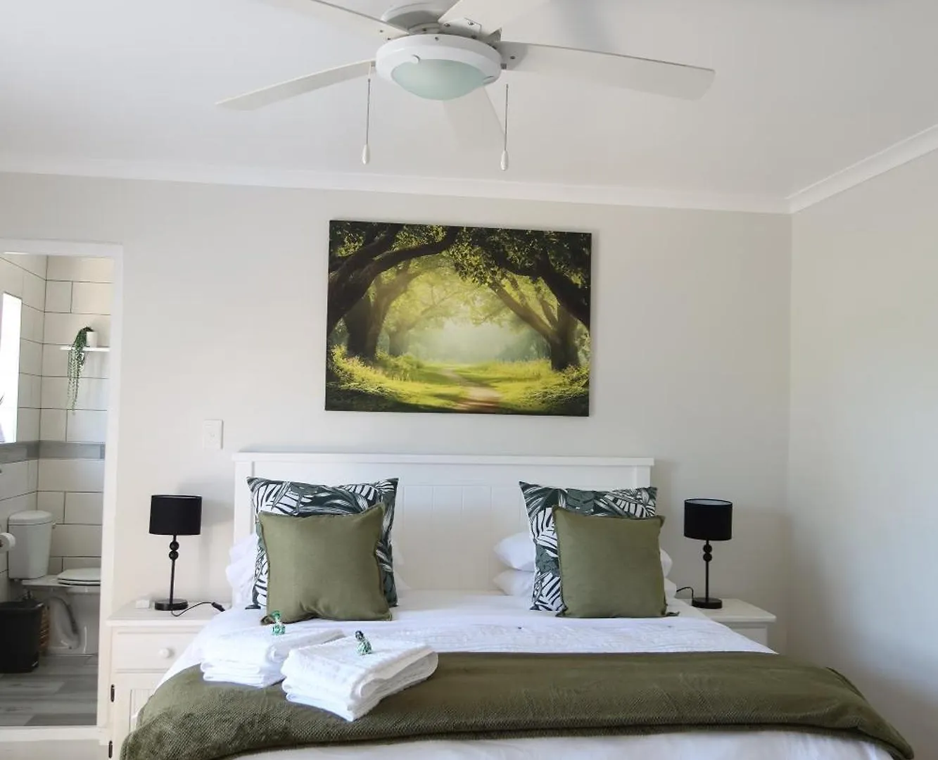 Weaver Lane Country Escape - The Bandit Porcupine Port Elizabeth